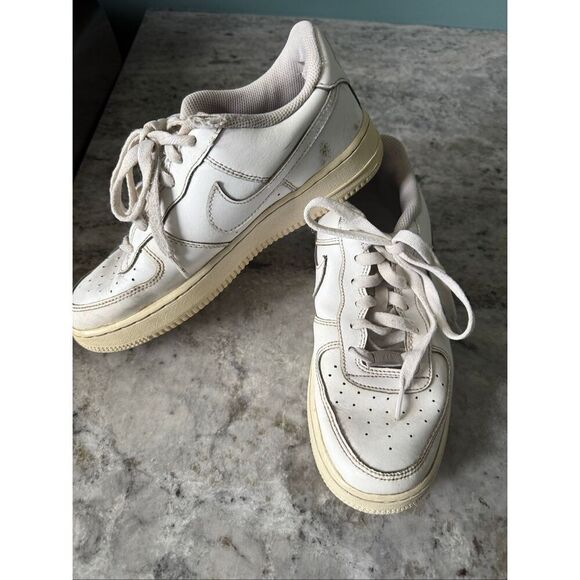 Nike Air Force One 6.5 M/8.5W - Picture 1 of 7